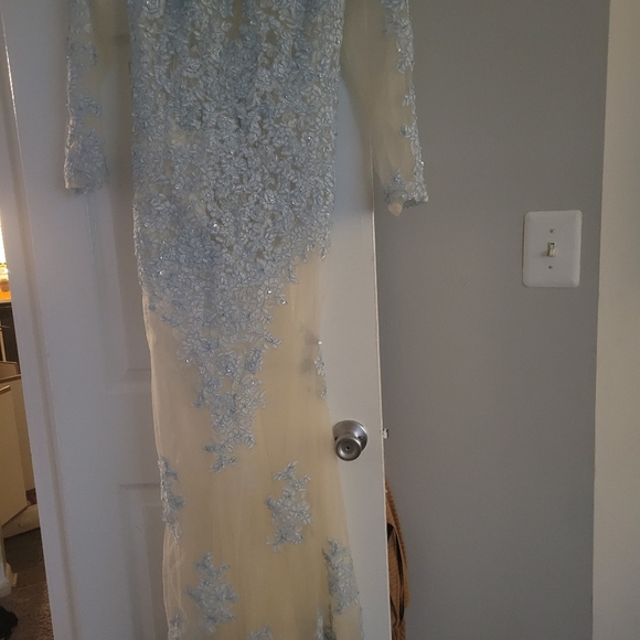 Stunning Cocktail dress - Picture 3 of 3